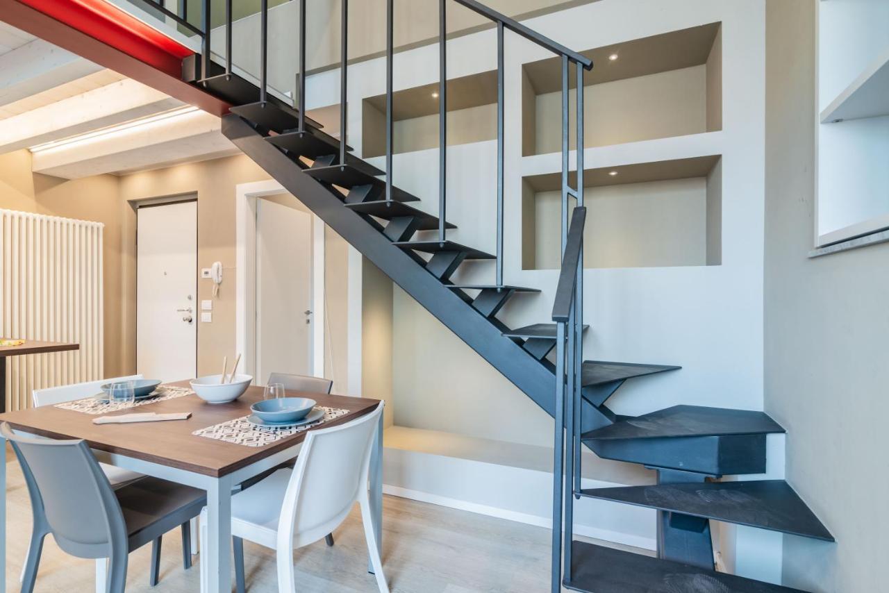 Pavia Tower - By Host4U Apartment Exterior photo